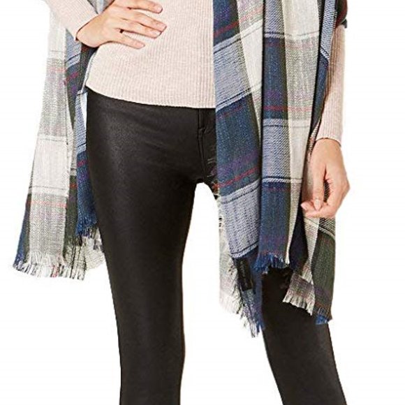 Steve Madden Check Made Plaid Travel Scarf & Wrap - Picture 3 of 3
